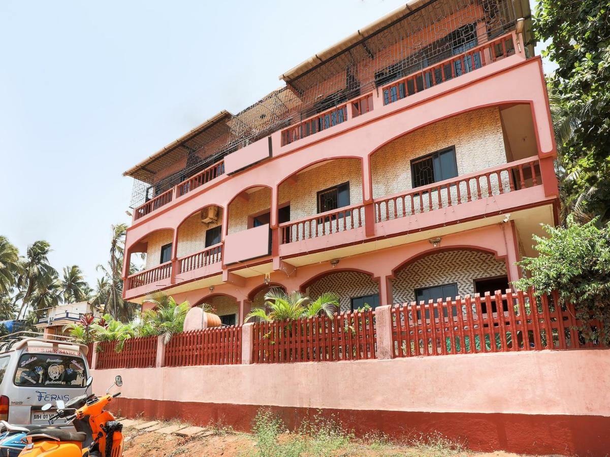 Spot On 39724 Salson Ferns' Nest Guest house Calangute